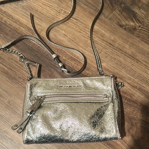 Michael Kors metallic/Shiny Silver Crossbody Bag - Picture 3 of 15